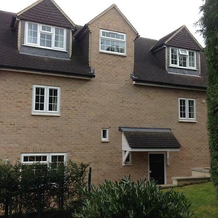 Oxford Apartments 1 Екстериор снимка