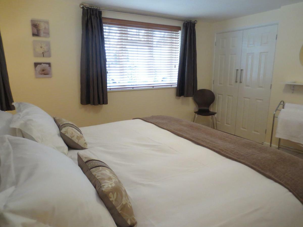 Oxford Apartments 1 Екстериор снимка