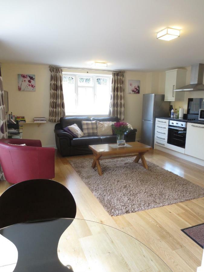 Oxford Apartments 1 Екстериор снимка